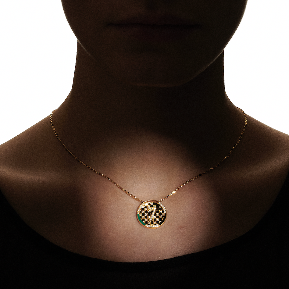 ネックレス Chess Medal