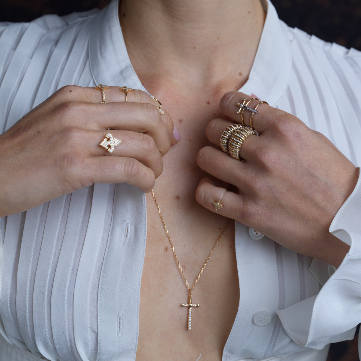 Large Nylon Royal Lys Ring
