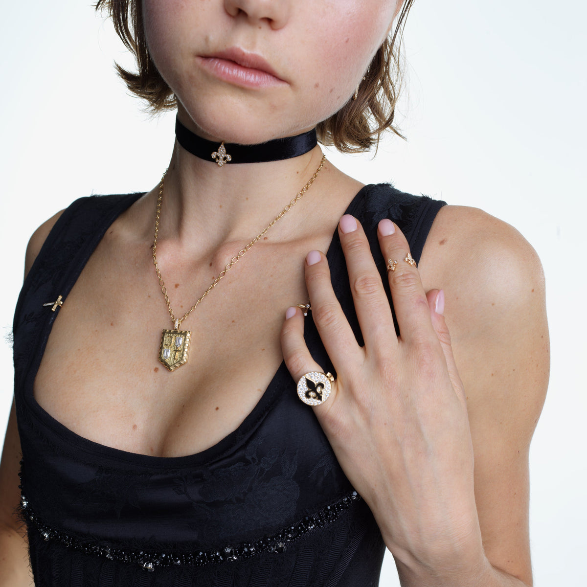 Eternal Lys Signet Ring
