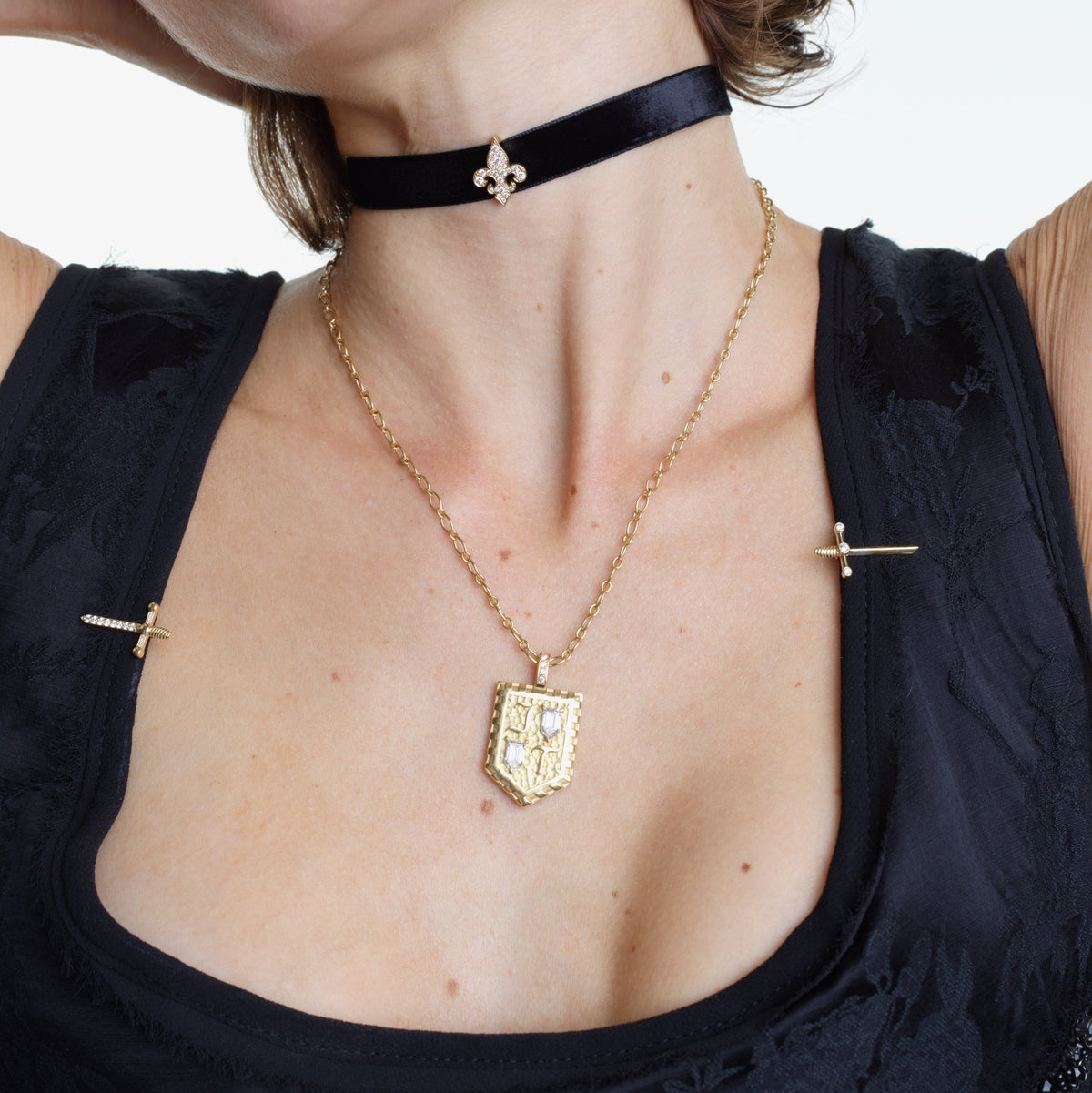 Royal Lys Choker Necklace
