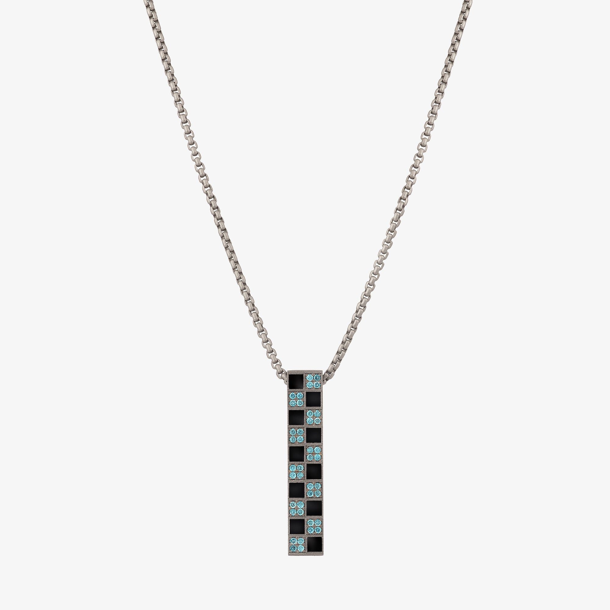 Collier Chess diamants bleus