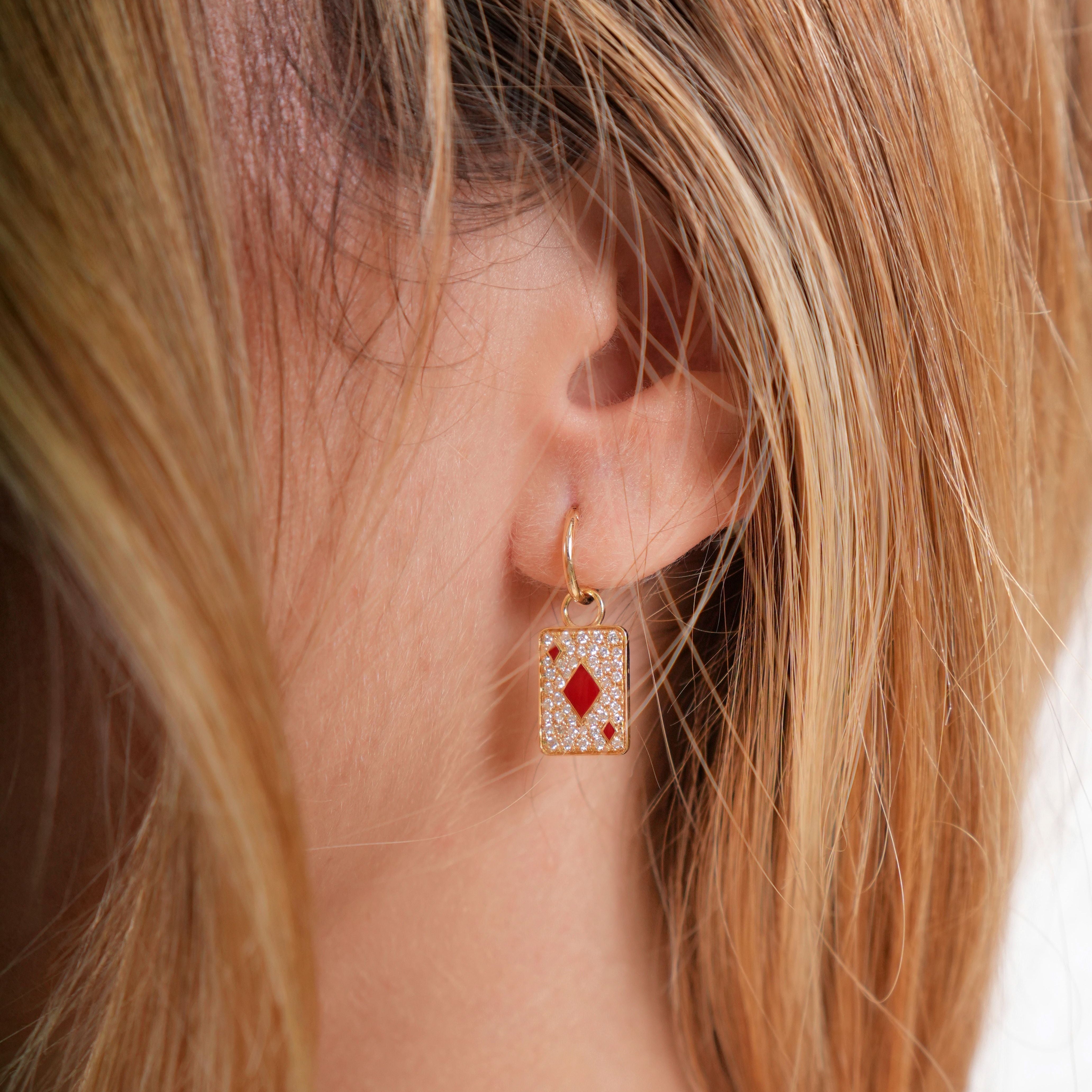 Mono Boucle d'Oreille Honneur