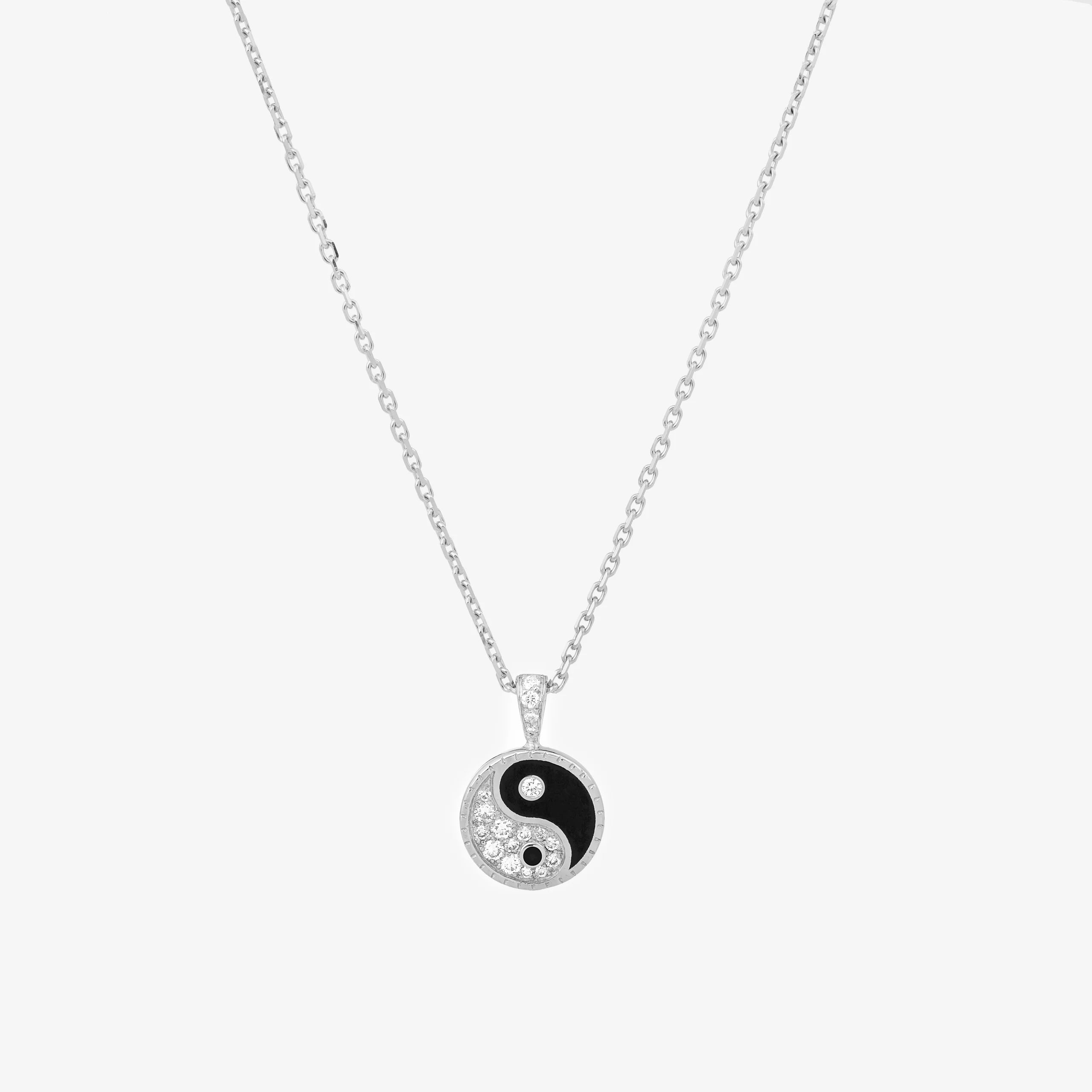 Collier yin yang pm or gris vue face
